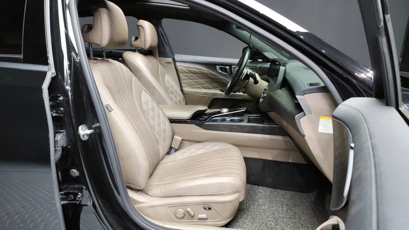 Kia K8 HYBRID SIGNATURE, снимка 10 - Автомобили и джипове - 52547202