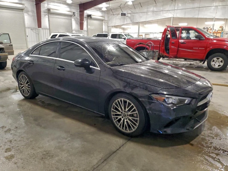 Mercedes-Benz CLA 250 4MATIC* DISTRONIC* 360* DIGITAL* ПОДГРЕВИ* , снимка 4 - Автомобили и джипове - 53180378