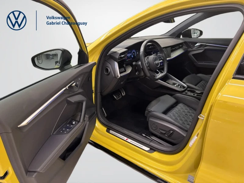 Audi S3 2024 quattro* АвтоКредит* (Цена до БГ) , снимка 7 - Автомобили и джипове - 53502369