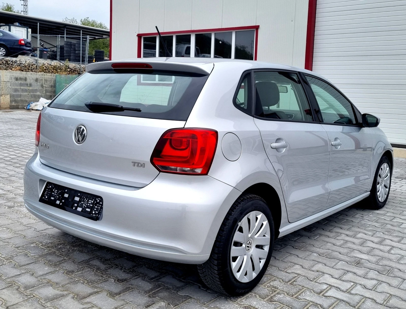 VW Polo 1.2tdi 75k.c. - изображение 7