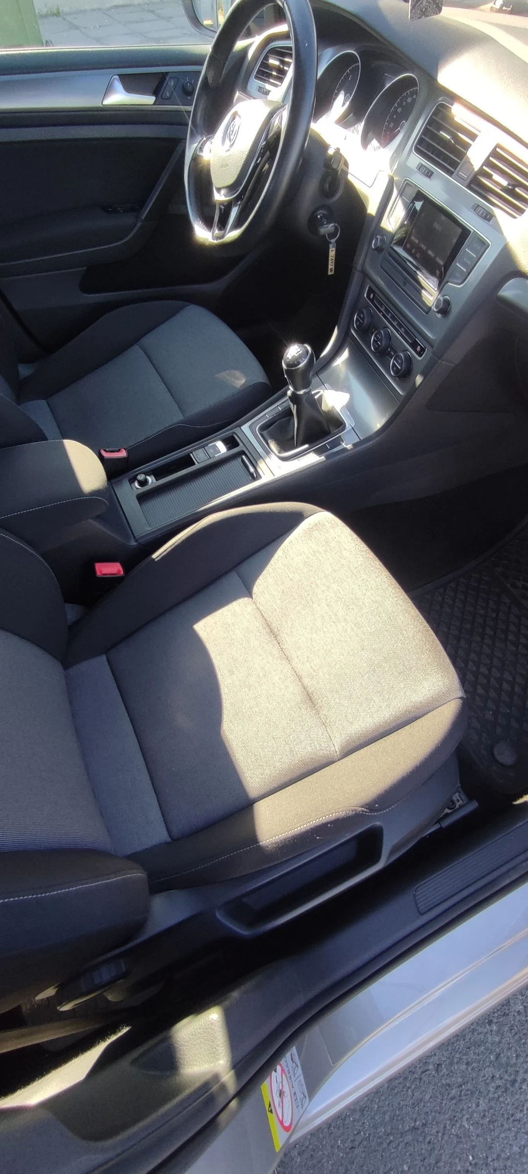 VW Golf 1.6 - изображение 10