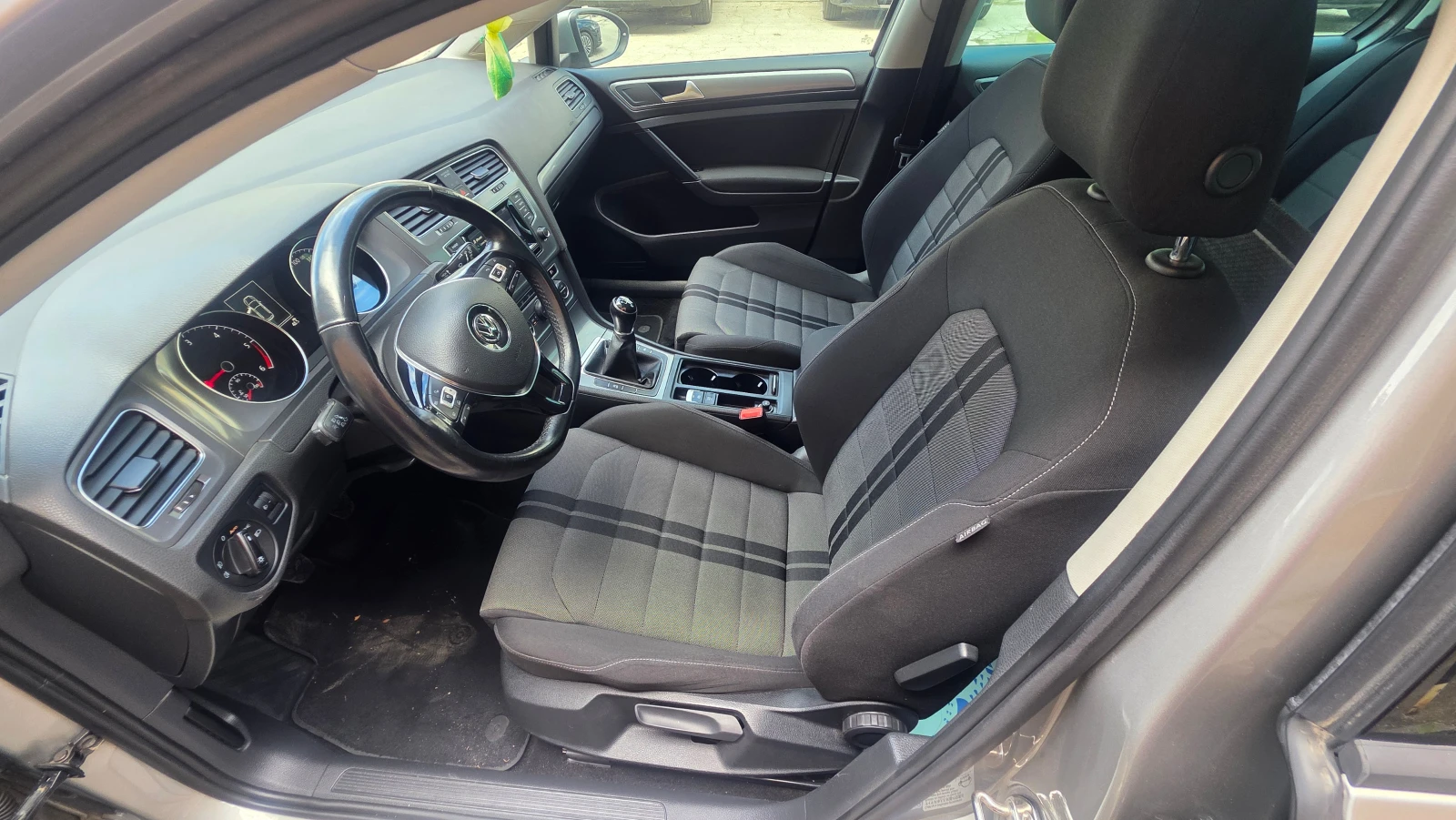 VW Golf  - изображение 8