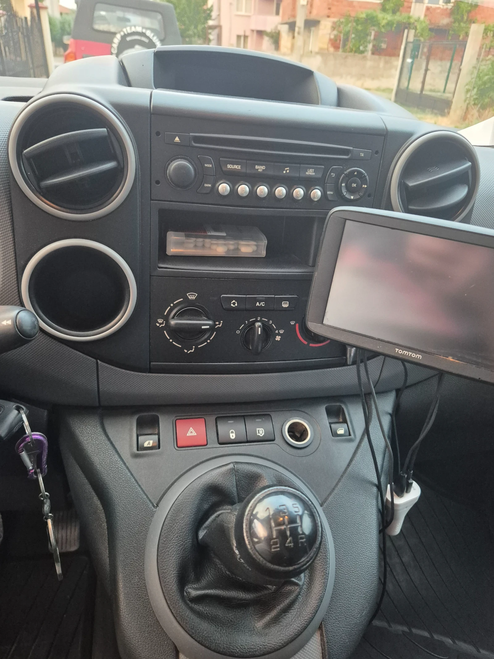 Citroen Berlingo  - изображение 6