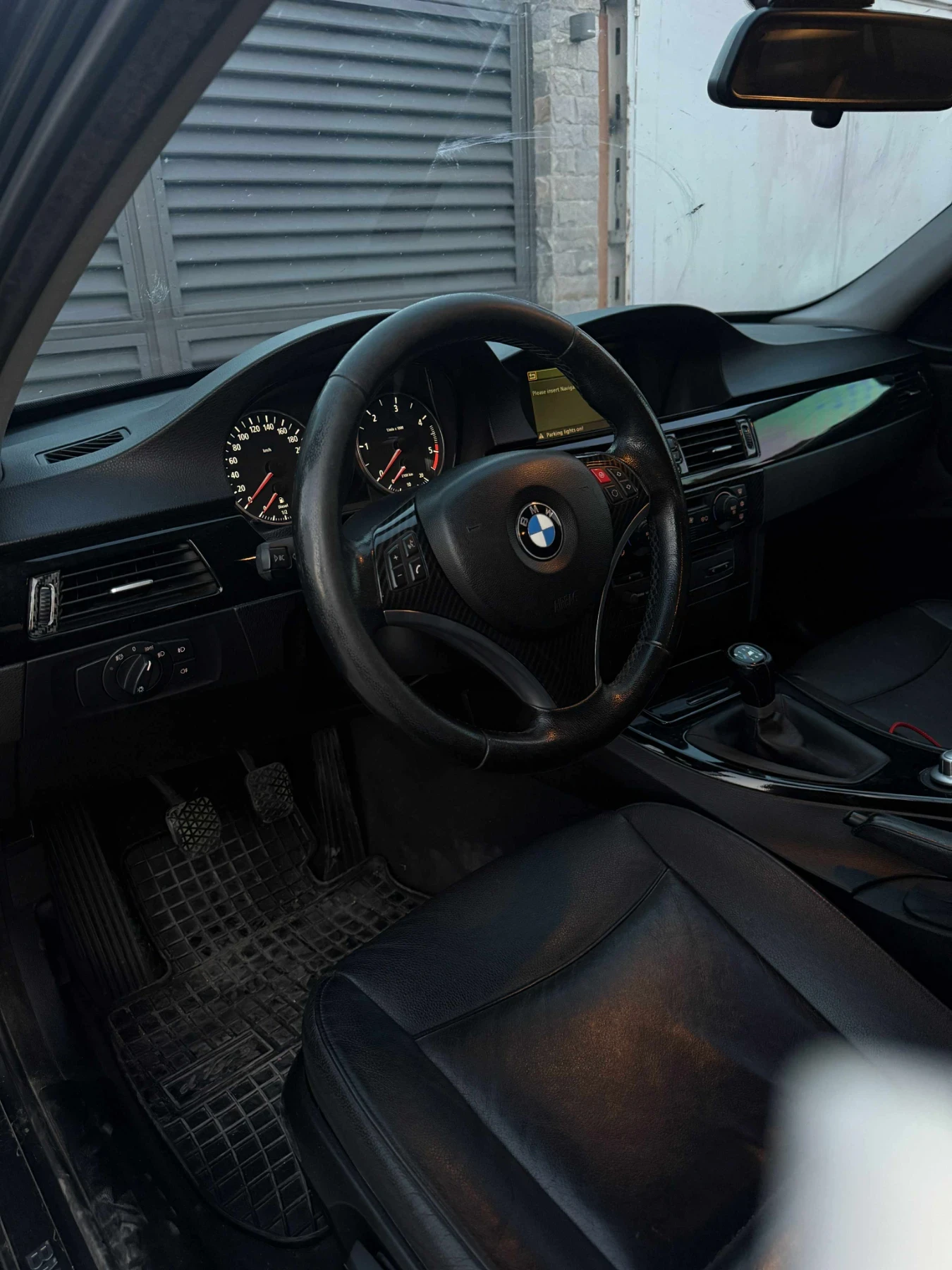 BMW 320 M47, M-pack - изображение 10