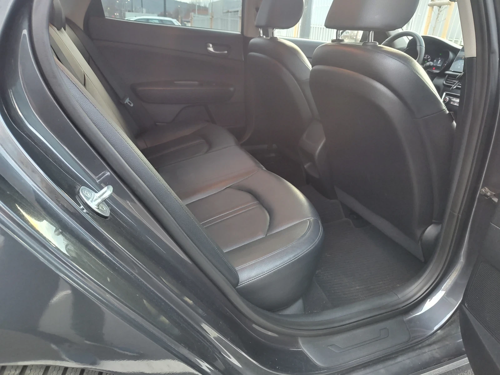 Kia K5 Lpi SX - изображение 6