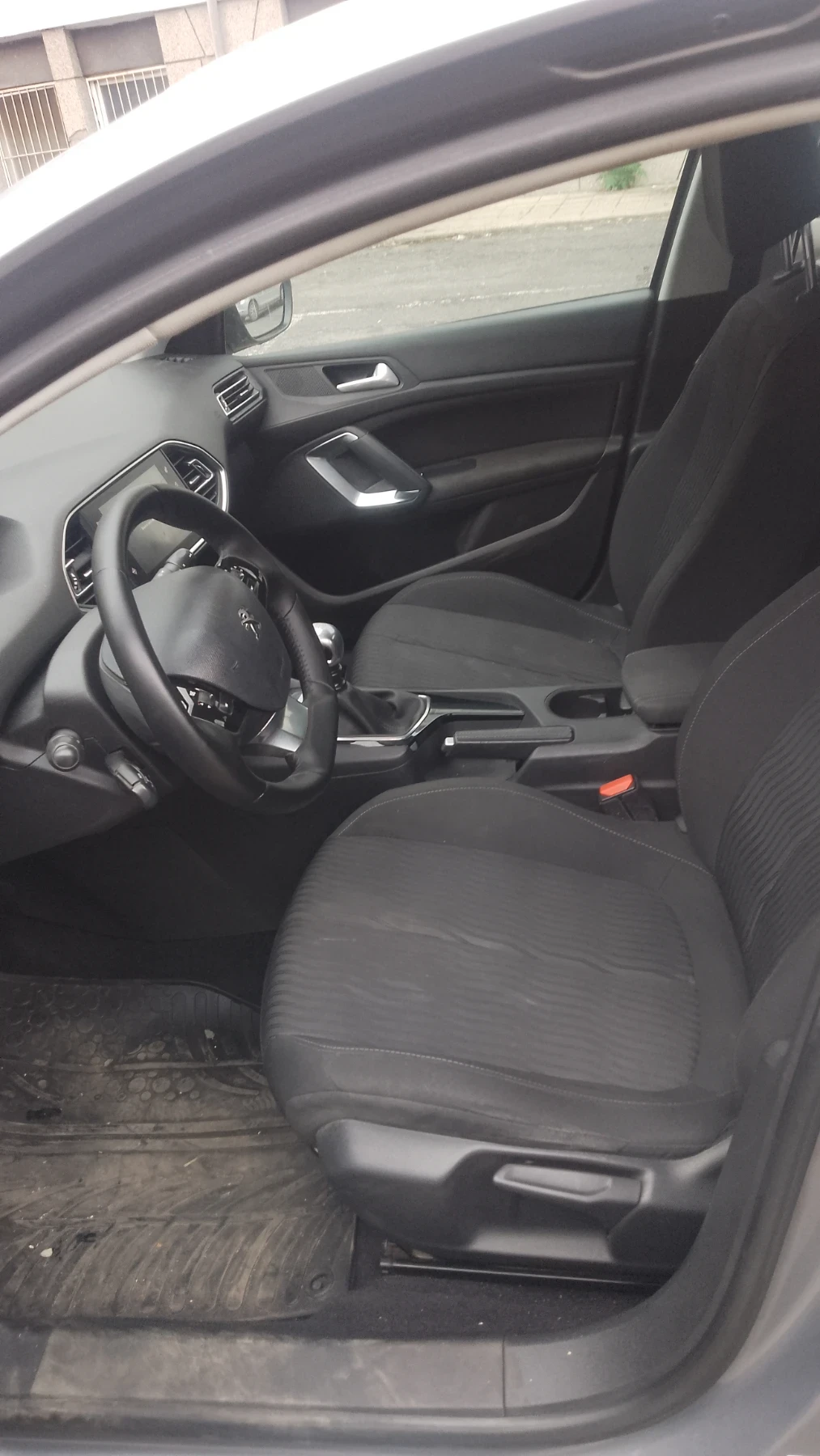 Peugeot 308 1.6hdi-euro6 - изображение 7