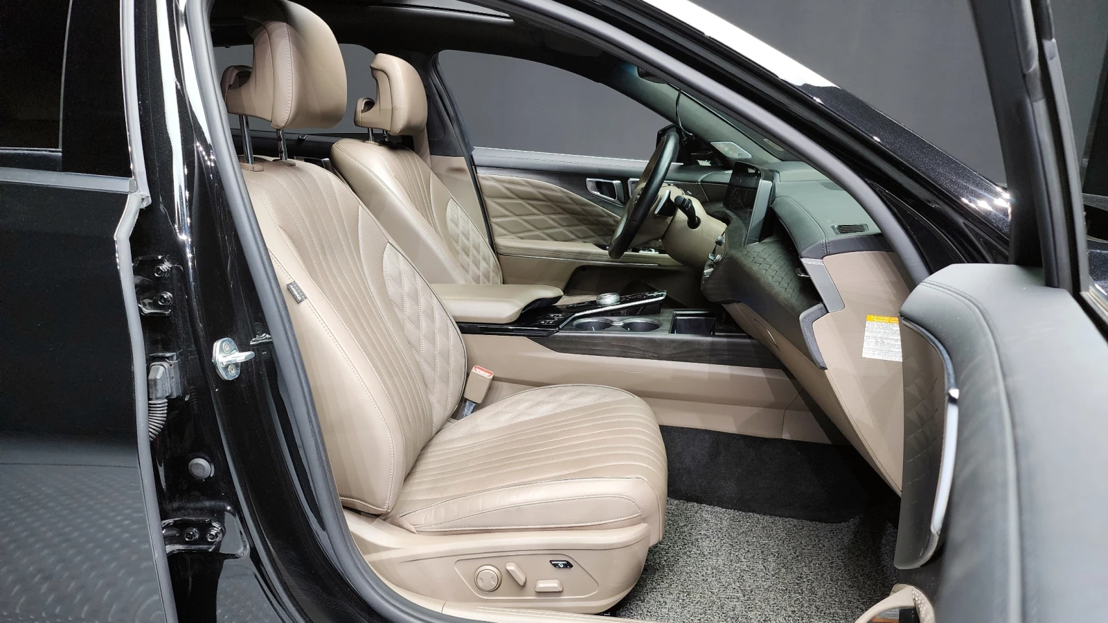 Kia K8 HYBRID SIGNATURE - изображение 10