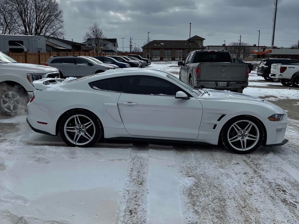 Ford Mustang * GT * CARFAX * ���� �� �� | Mobile.bg � ����������� 3