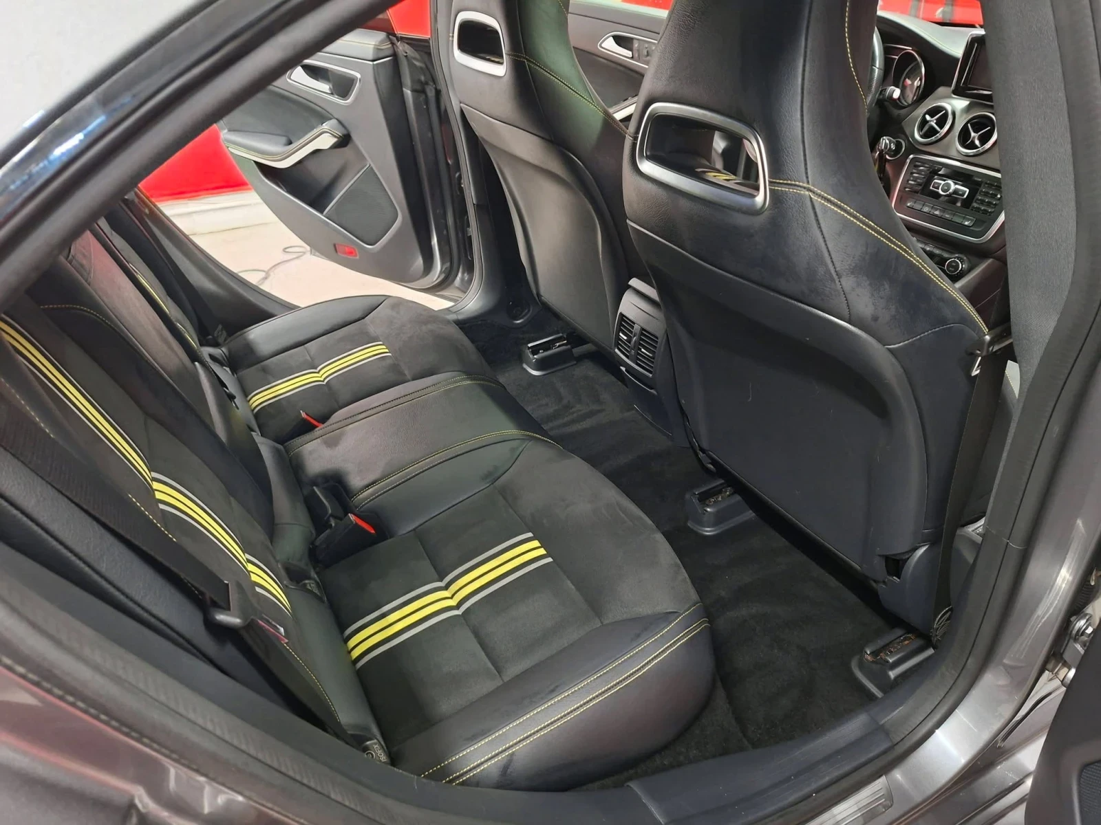 Mercedes-Benz CLA 250 Amg Edition 1 - изображение 10