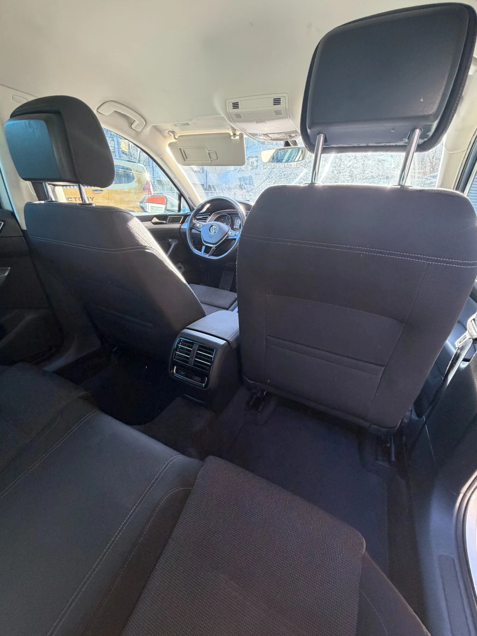 VW Passat b8 2.0TDI Comfortline, снимка 10 - Автомобили и джипове - 53803739