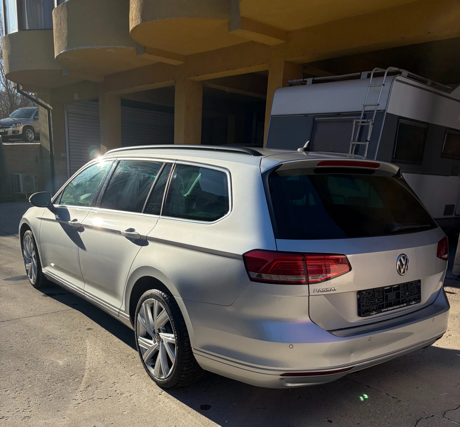 VW Passat b8 2.0TDI Comfortline, снимка 5 - Автомобили и джипове - 53803739