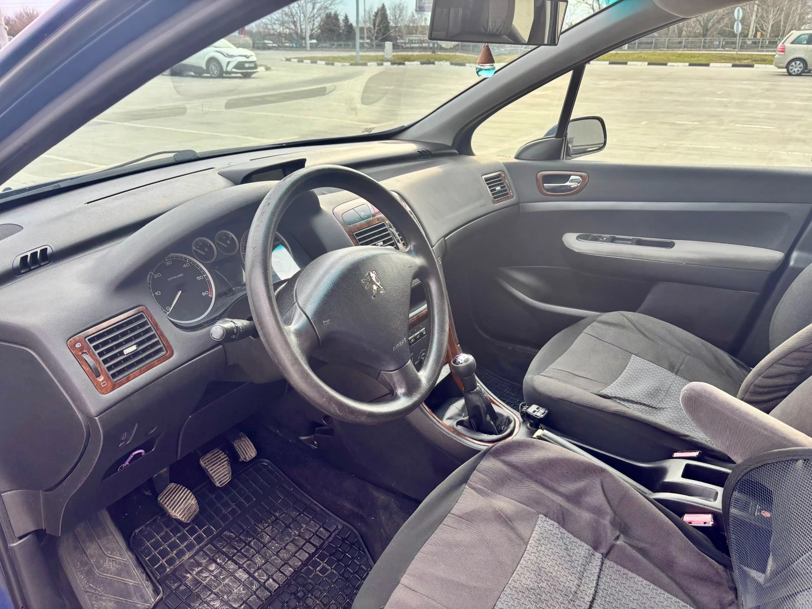 Peugeot 307 HDI, снимка 11 - Автомобили и джипове - 53928655