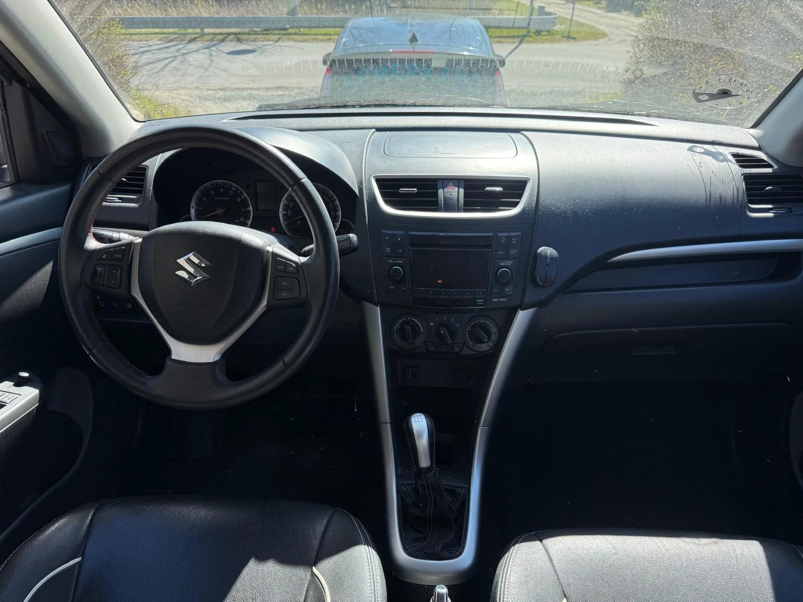 Suzuki Swift 1.2, снимка 6 - Автомобили и джипове - 54184339