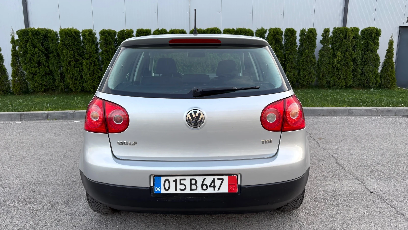 VW Golf 1.9tdi AVTOMAT, снимка 6 - Автомобили и джипове - 54512465