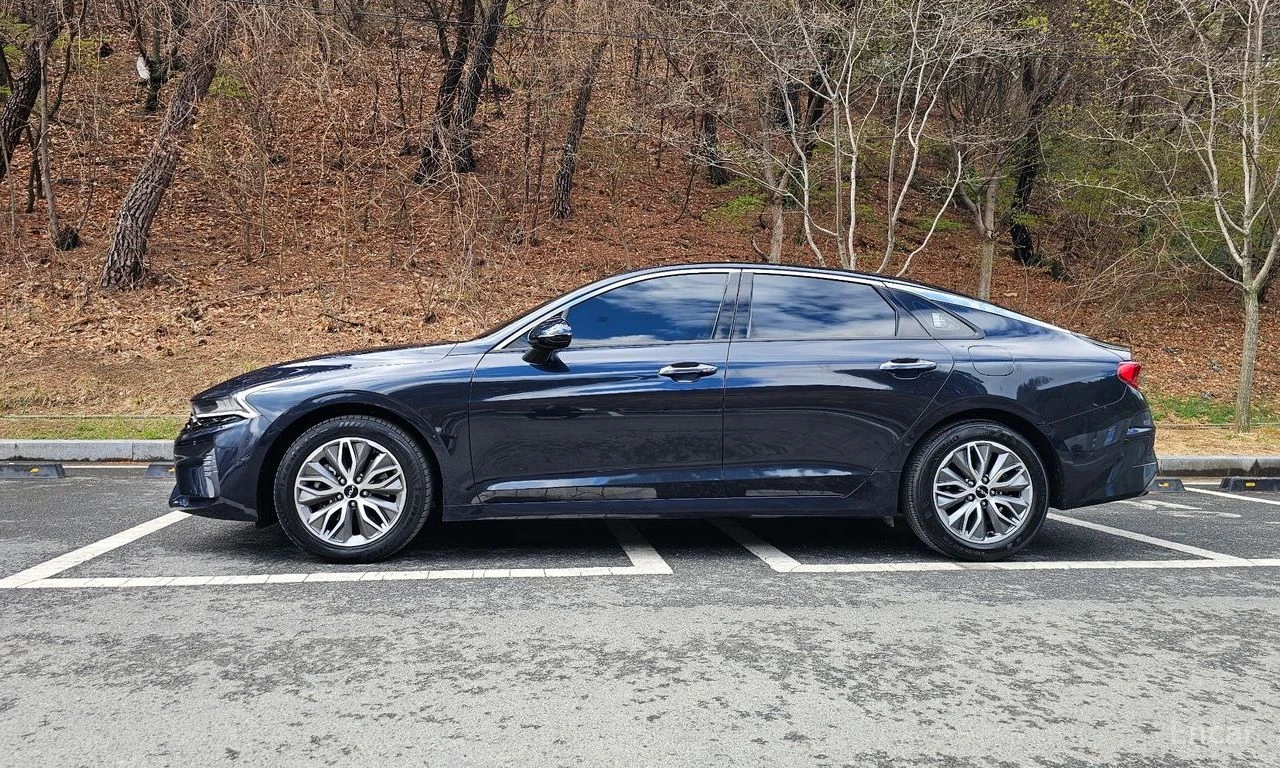 Kia K5 HYBRID* PRESTIGE* ОБДУХВАНЕ* LANE* ASSIST* 360КАМЕ, снимка 3 - Автомобили и джипове - 54642147