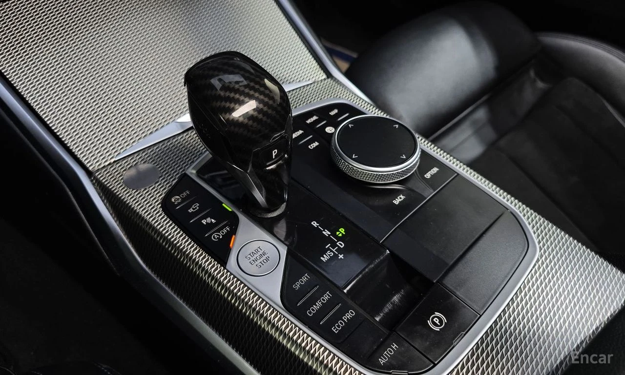 BMW 320 M Sport* HEAD-UP* 360 CAM* DISTRONIC* КРАЙНА ЦЕНА*, снимка 12 - Автомобили и джипове - 54713773