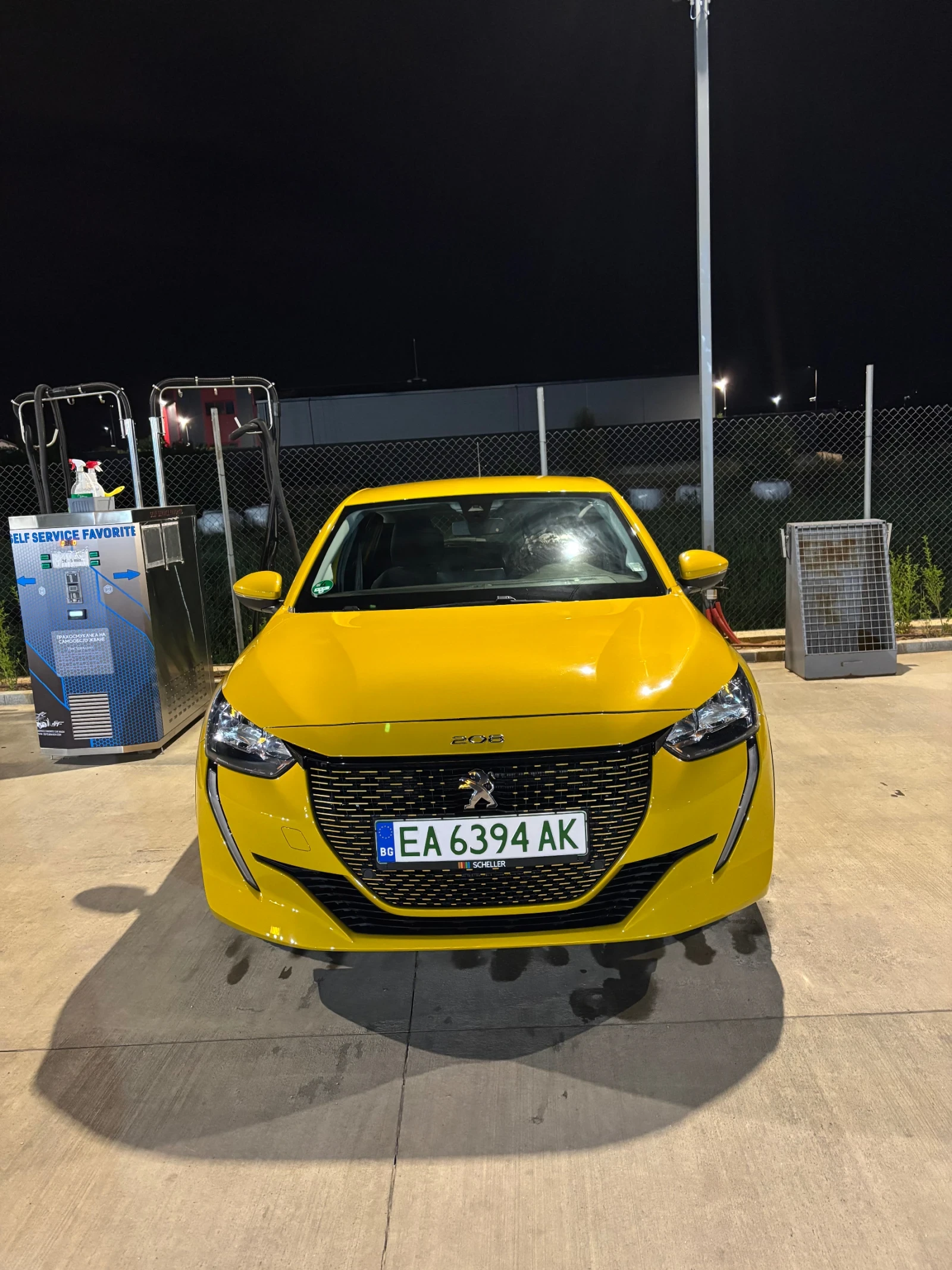 Peugeot 208, снимка 10 - Автомобили и джипове - 55344489