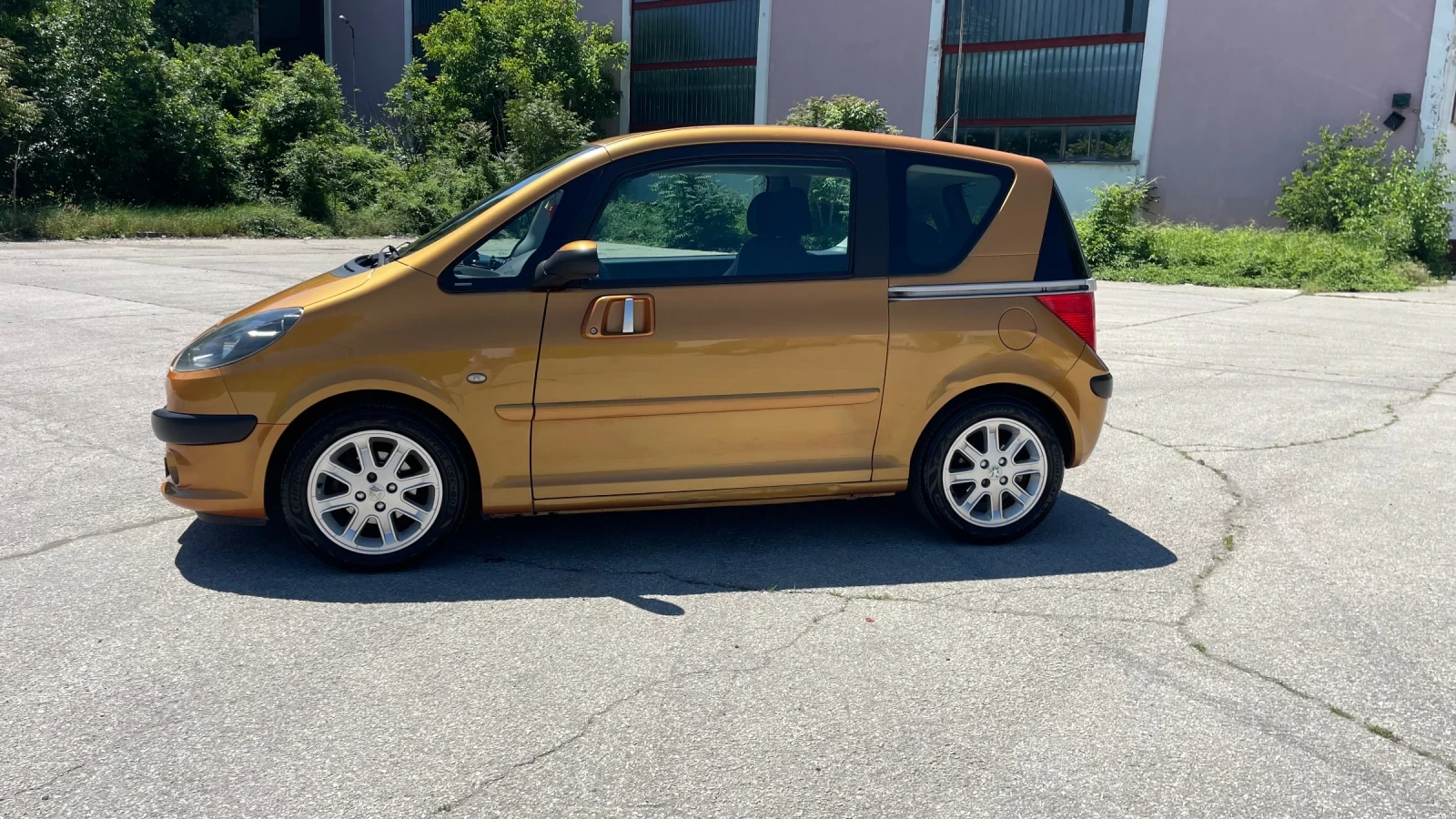 Peugeot 1007 1.6i  116kc, снимка 2 - Автомобили и джипове - 54910952