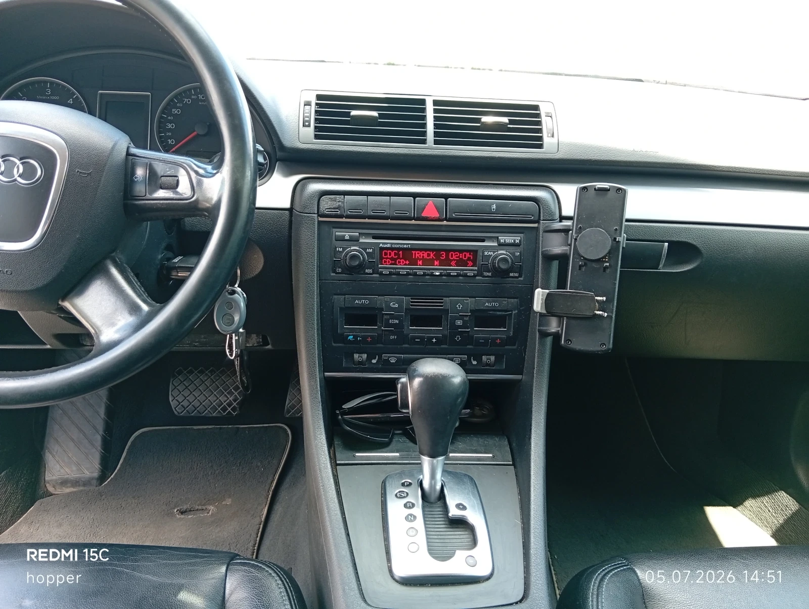 Audi A4 2.0 TDI Sline, снимка 10 - Автомобили и джипове - 55167689