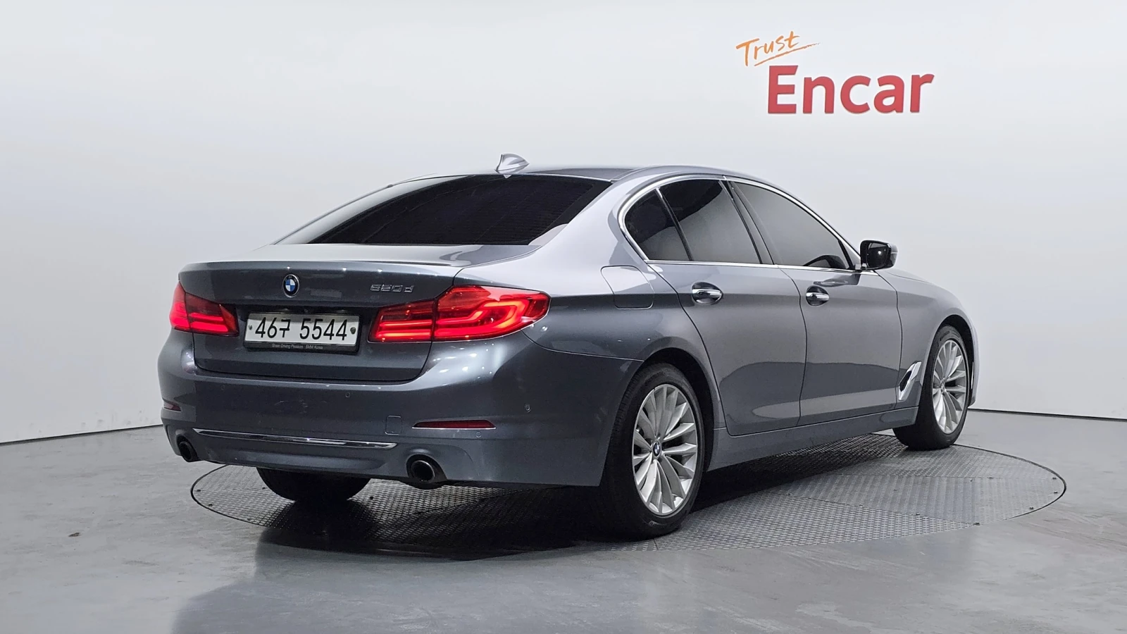 BMW 520 * Luxury Special Edition * Head-Up * 2 ����� *  | Mobile.bg � ����������� 4