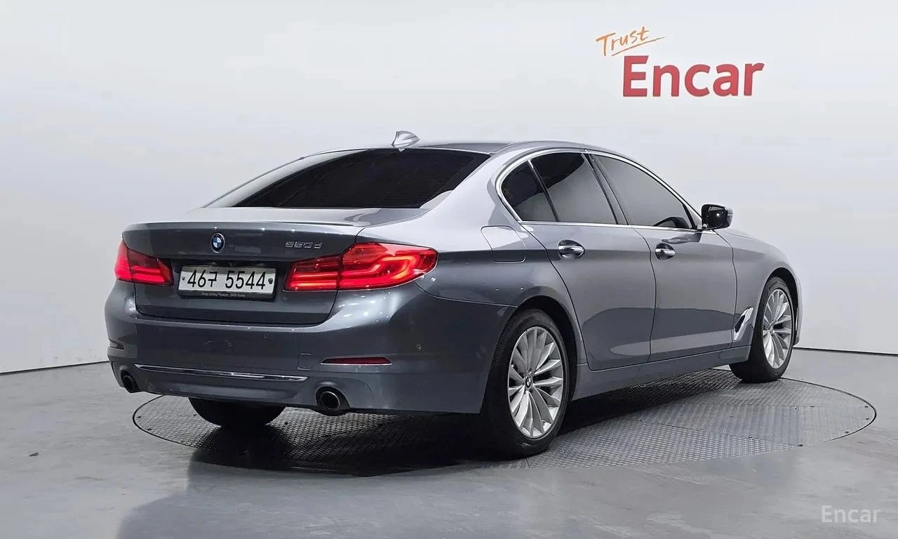 BMW 520 * Luxury Special Edition * Head-Up * 2 ����� *  | Mobile.bg � ����������� 3
