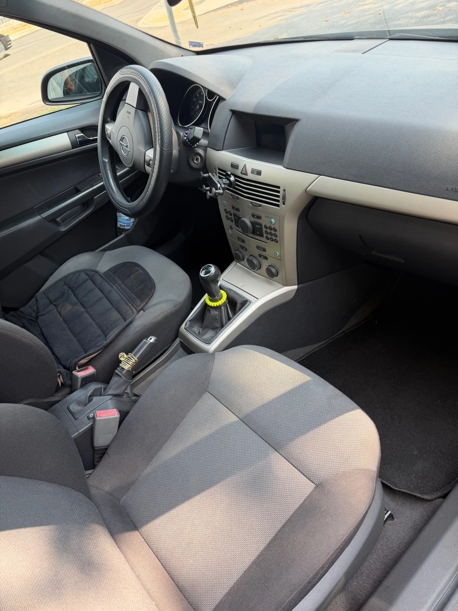 Opel Astra, снимка 12 - Автомобили и джипове - 55677747