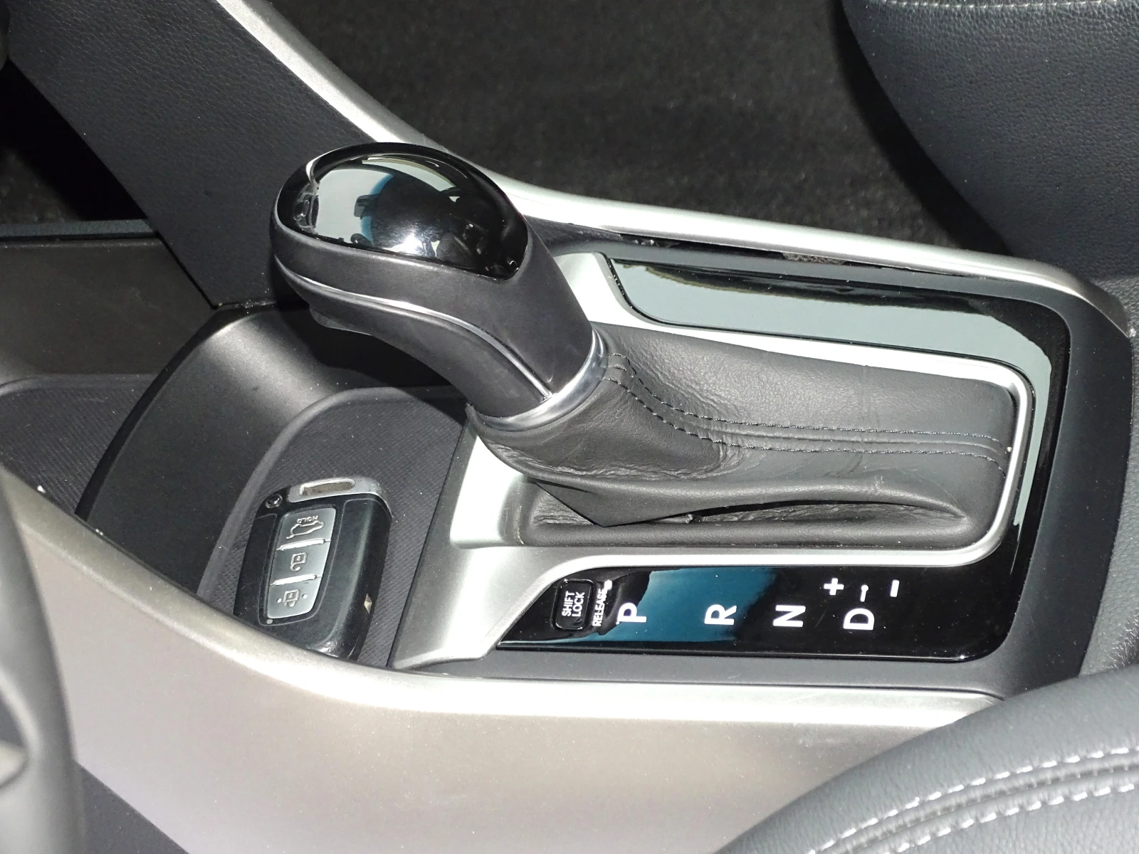 Hyundai I30 Hyundai i30 1.6 MPI AUTOMATIC PREMIUM | KEYLESS GO, снимка 15 - Автомобили и джипове - 55943536