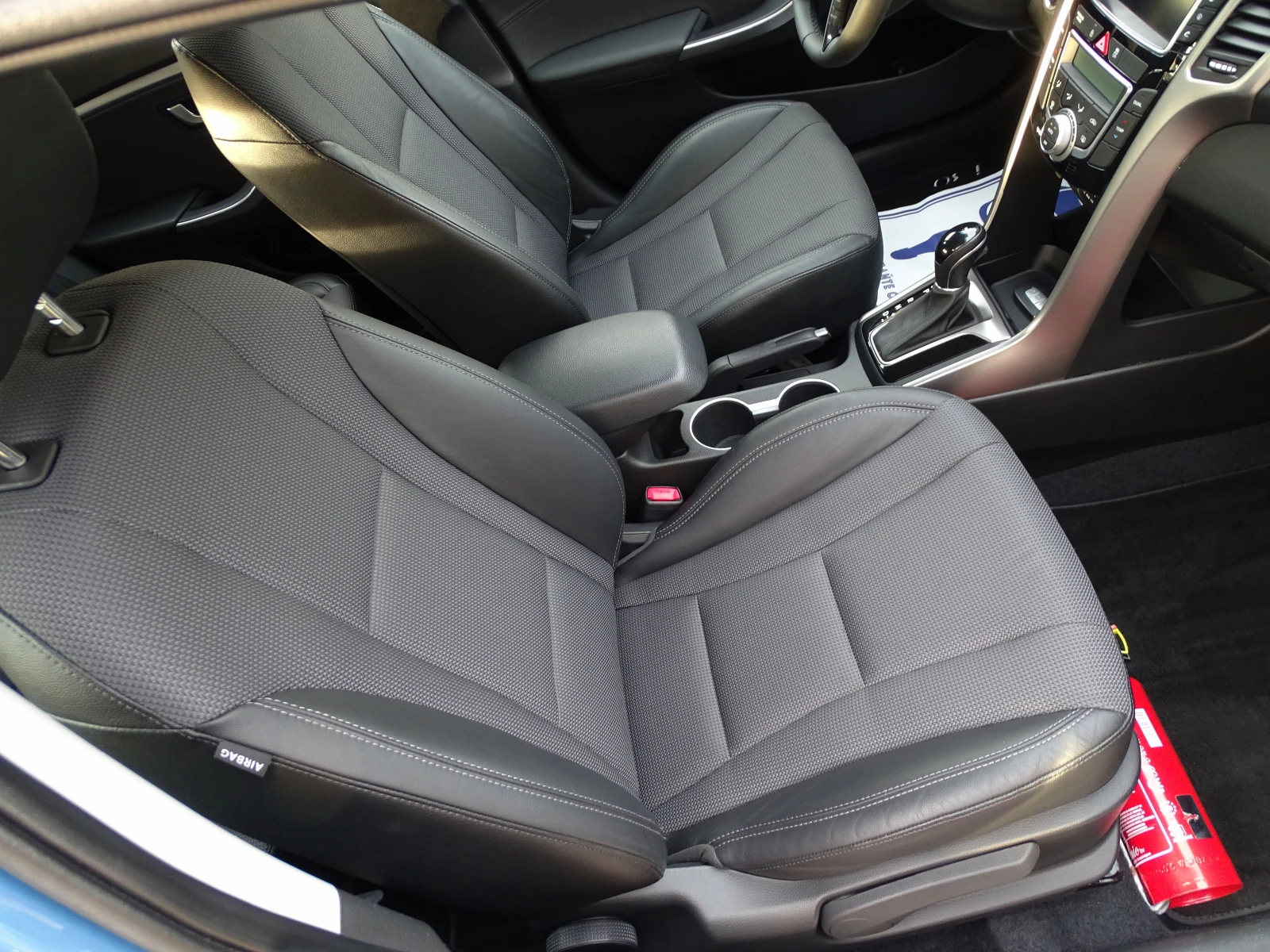 Hyundai I30 Hyundai i30 1.6 MPI AUTOMATIC PREMIUM | KEYLESS GO, снимка 9 - Автомобили и джипове - 55943536