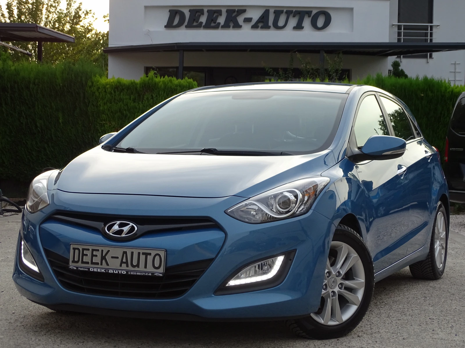Hyundai I30 Hyundai i30 1.6 MPI AUTOMATIC PREMIUM | KEYLESS GO, снимка 2 - Автомобили и джипове - 55943536