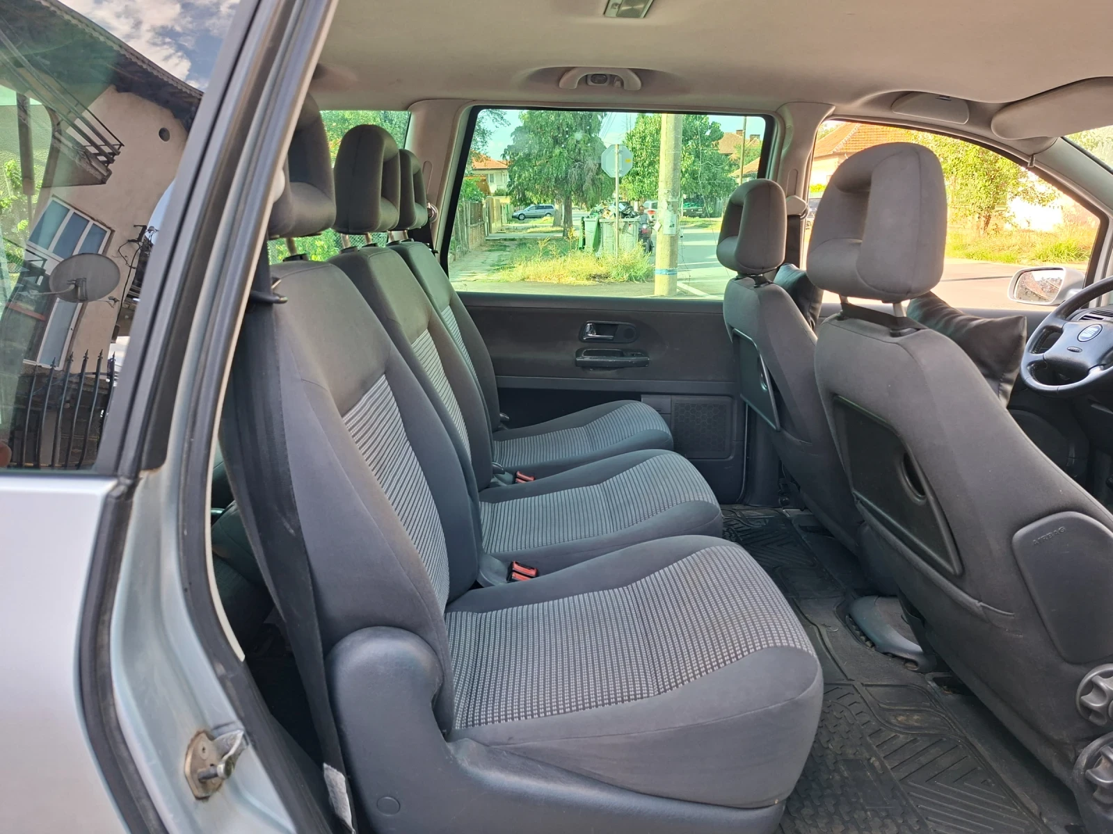 Seat Alhambra 1.9 TDI 131, снимка 13 - Автомобили и джипове - 56183481