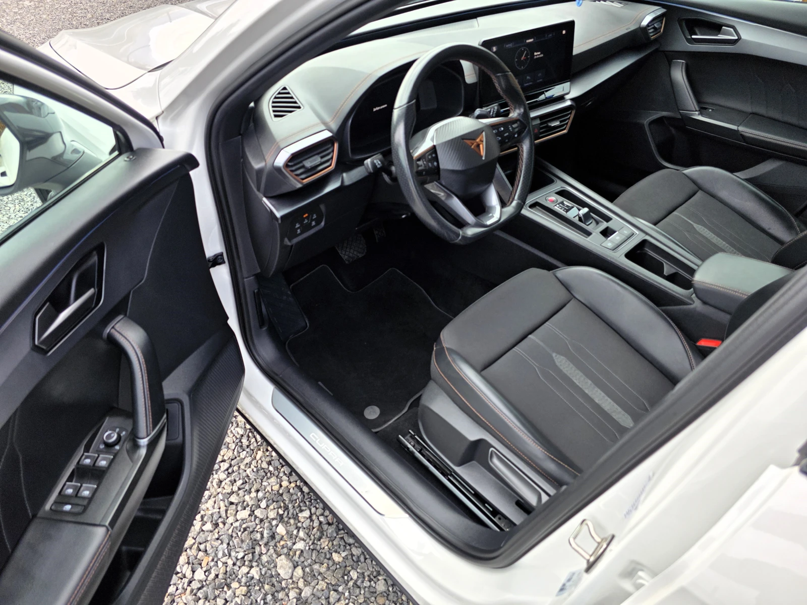 Cupra Formentor 1.4TSI e-Hybrid DSG/204, снимка 7 - Автомобили и джипове - 56225398