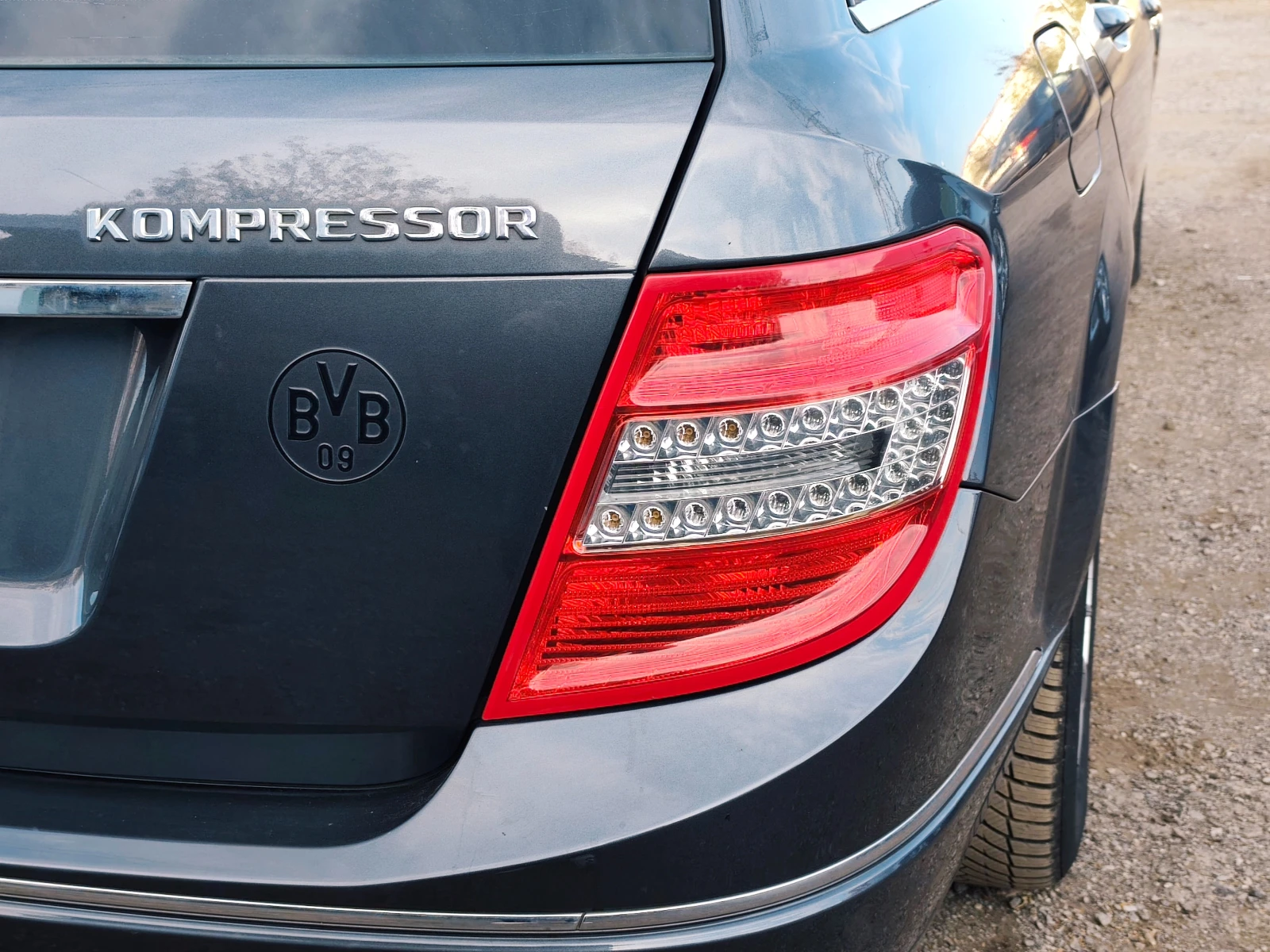 Mercedes-Benz C 180 i Kompressor Elegance, Bi-Xenon, PDC, Led Stop, снимка 13 - Автомобили и джипове - 56325452