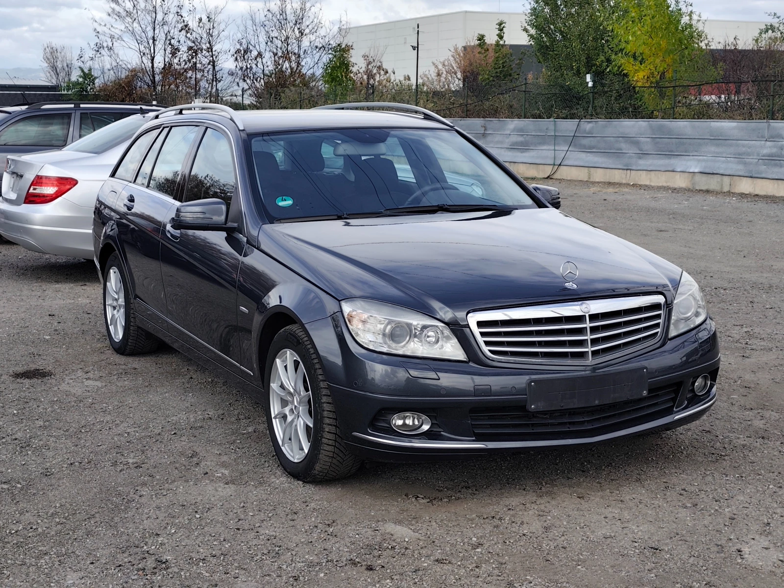 Mercedes-Benz C 180 i Kompressor Elegance, Bi-Xenon, PDC, Led Stop, снимка 3 - Автомобили и джипове - 56325452