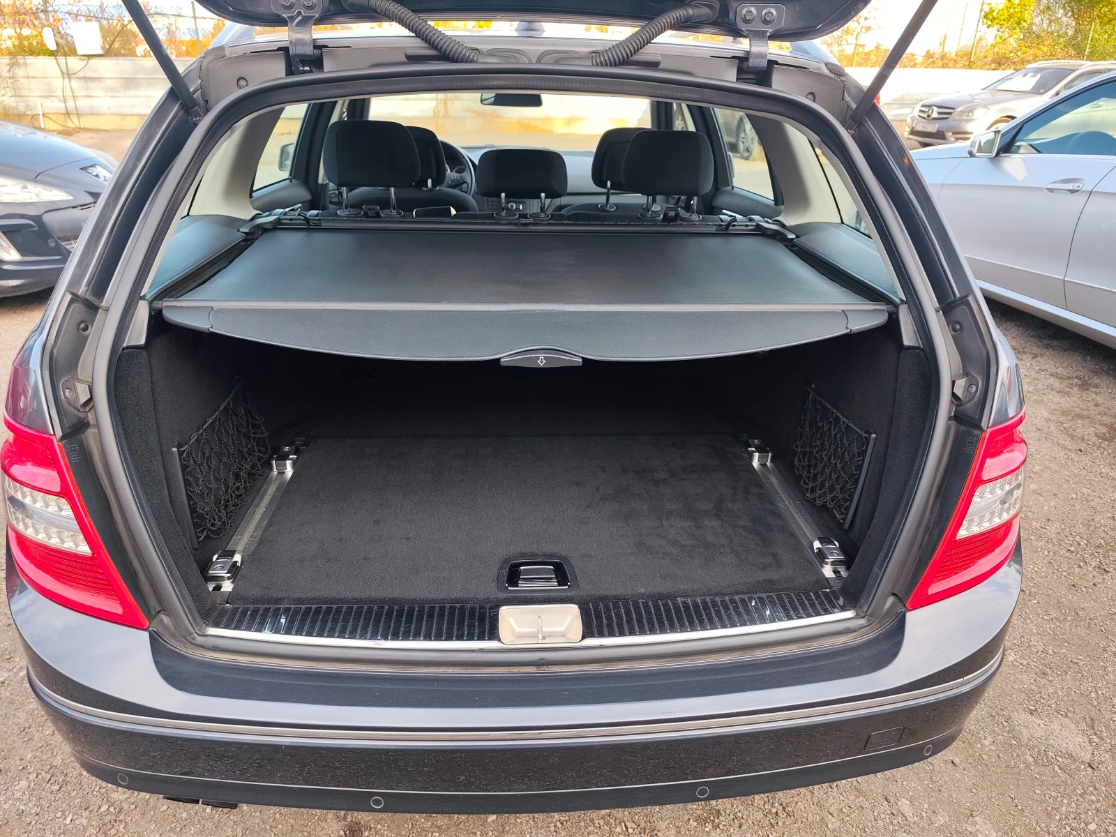 Mercedes-Benz C 180 i Kompressor Elegance, Bi-Xenon, PDC, Led Stop, снимка 15 - Автомобили и джипове - 56325452