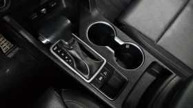 Kia Sportage 2.0* КРАЙНА ЦЕНА, снимка 9