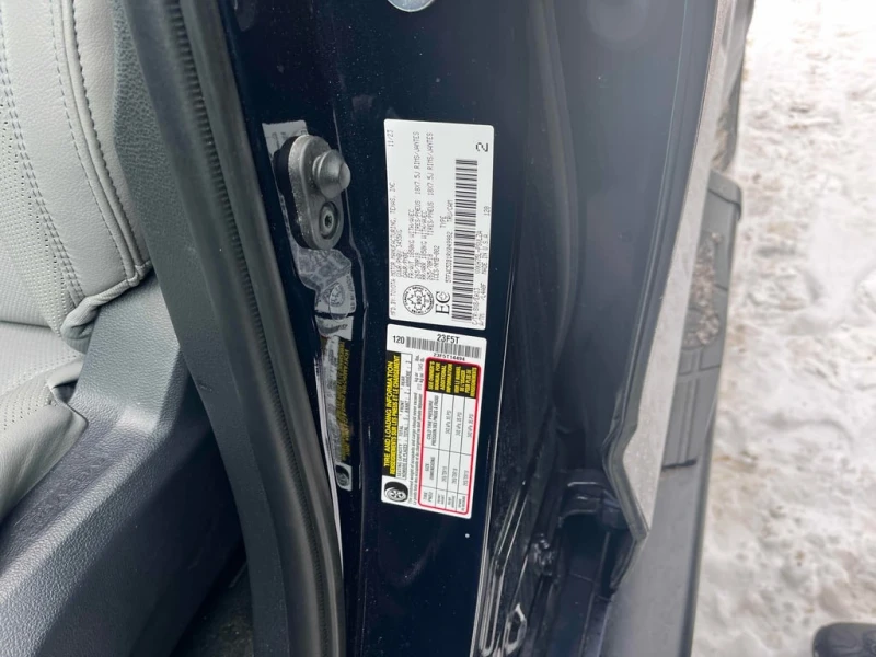 Toyota Tundra 2024 Limited Hybrid * CARFAX * БЕЗ ПЪРВОНАЧАЛНА, снимка 10 - Автомобили и джипове - 52855890