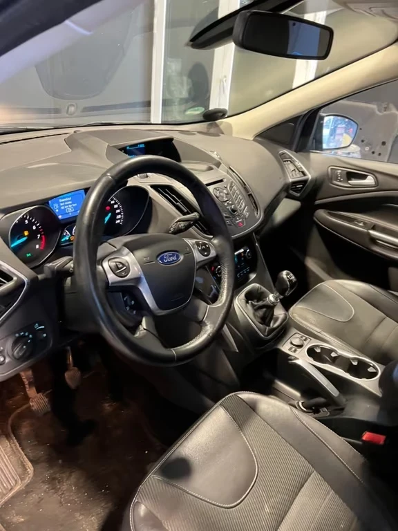 Ford Kuga 1.5 benzin 150кс Titanium - изображение 5