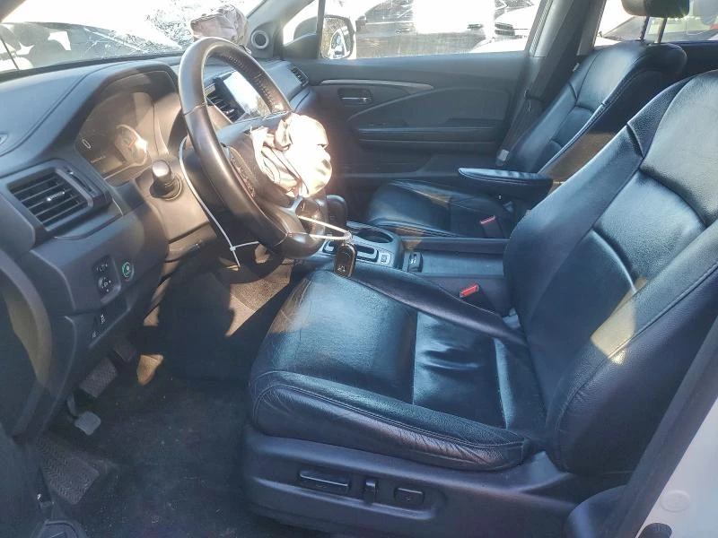 Honda Pilot 3.5L 6 All wheel drive, снимка 12 - Автомобили и джипове - 53649031