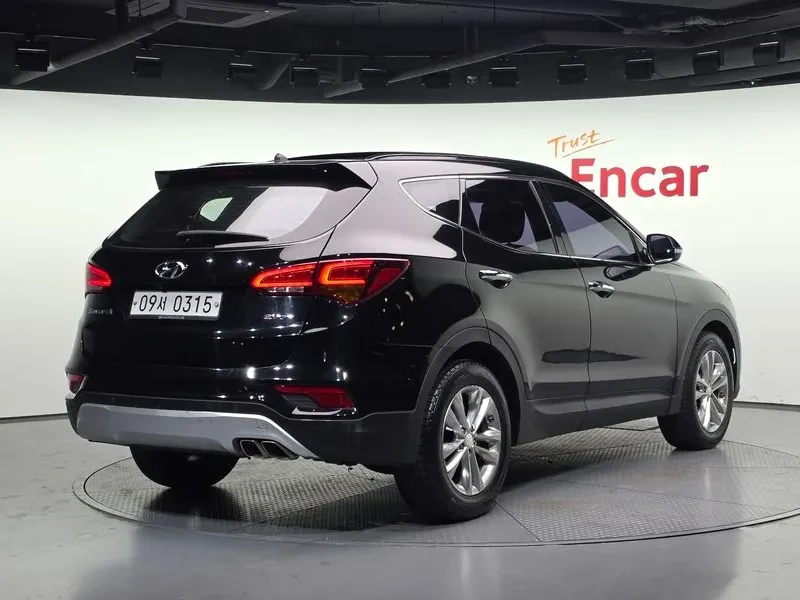 Hyundai Santa fe 2.0, снимка 2 - Автомобили и джипове - 54256612