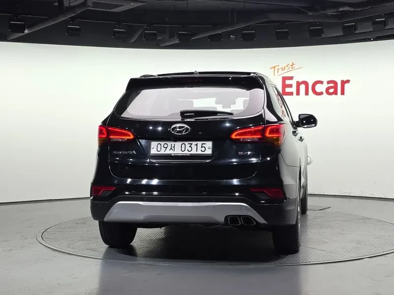 Hyundai Santa fe 2.0, снимка 4 - Автомобили и джипове - 54256612