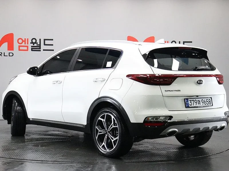 Kia Sportage 2.0 2Wd Prestige, снимка 2 - Автомобили и джипове - 55936757