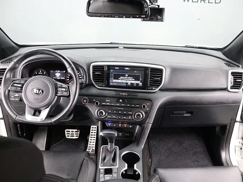 Kia Sportage 2.0 2Wd Prestige, снимка 7 - Автомобили и джипове - 55936757