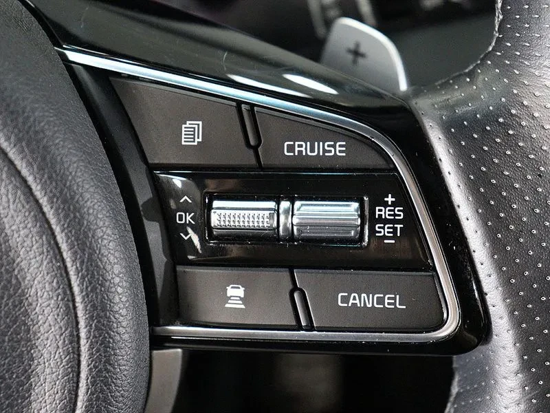 Kia Sportage 2.0 2Wd Prestige, снимка 12 - Автомобили и джипове - 55936757