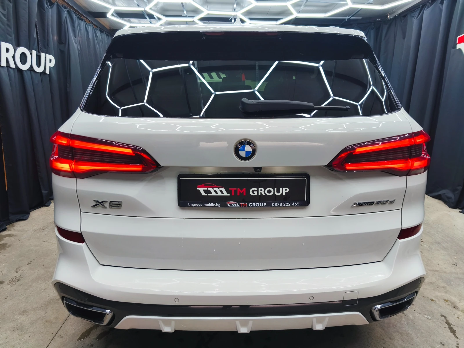BMW X5 3.0 X-Drive* 2xM Pack* Laser* PANO* 360* Distr - изображение 5