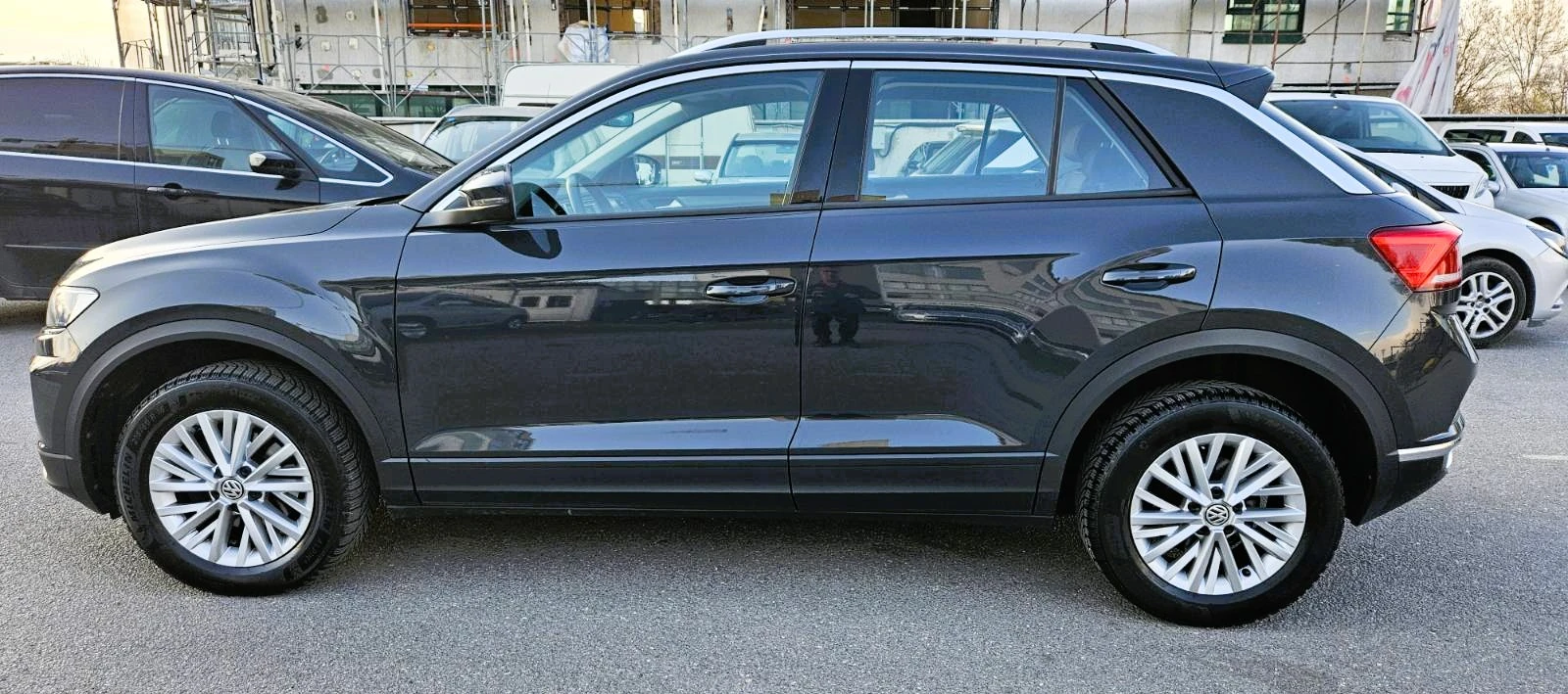 VW T-Roc 1.5i* AUTOMATIC*  - изображение 8