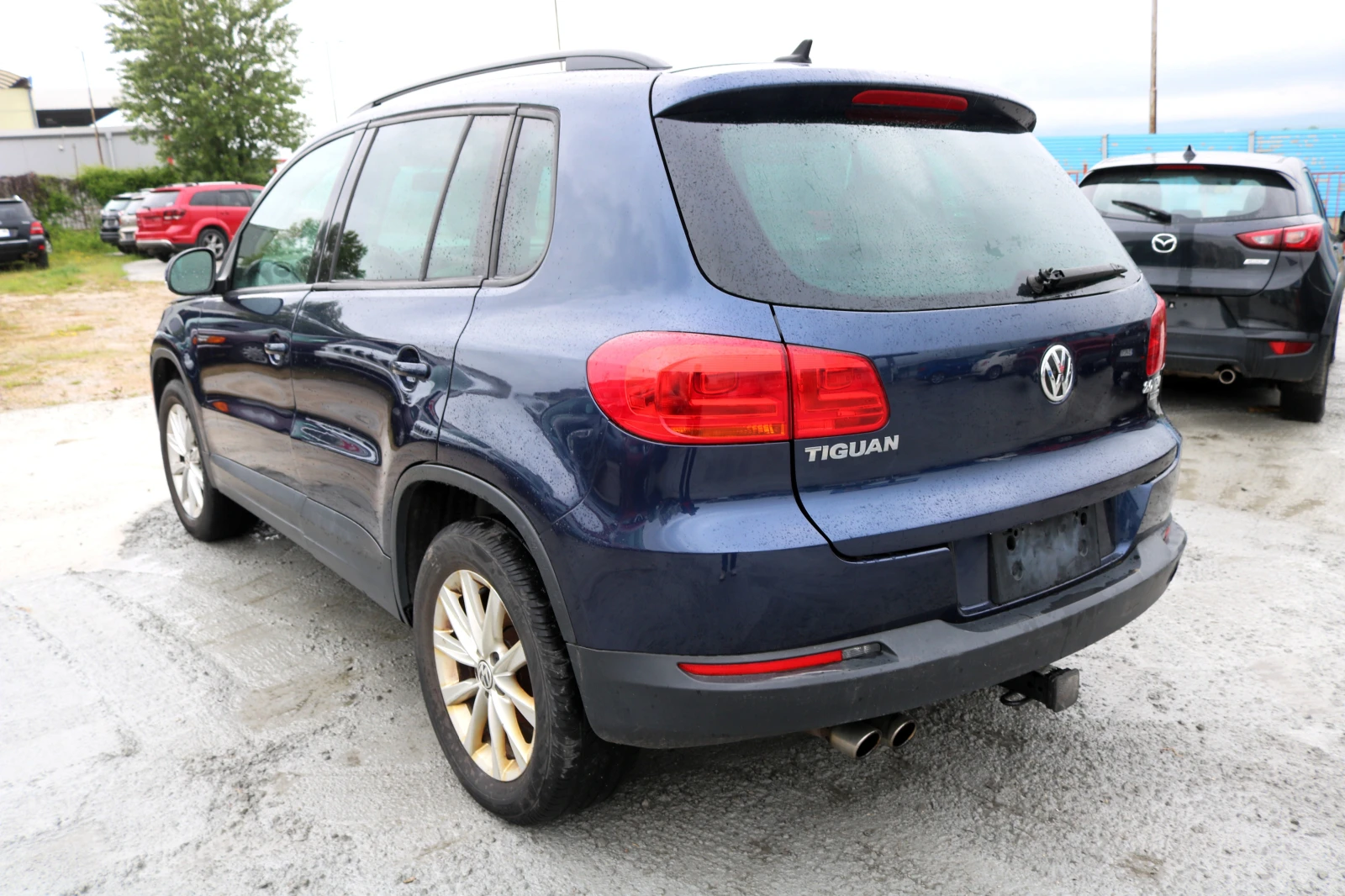VW Tiguan 2.0 TSI 4x4 | Mobile.bg — изображение 14
