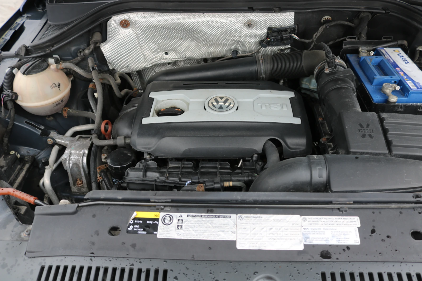 VW Tiguan 2.0 TSI 4x4 | Mobile.bg — изображение 12