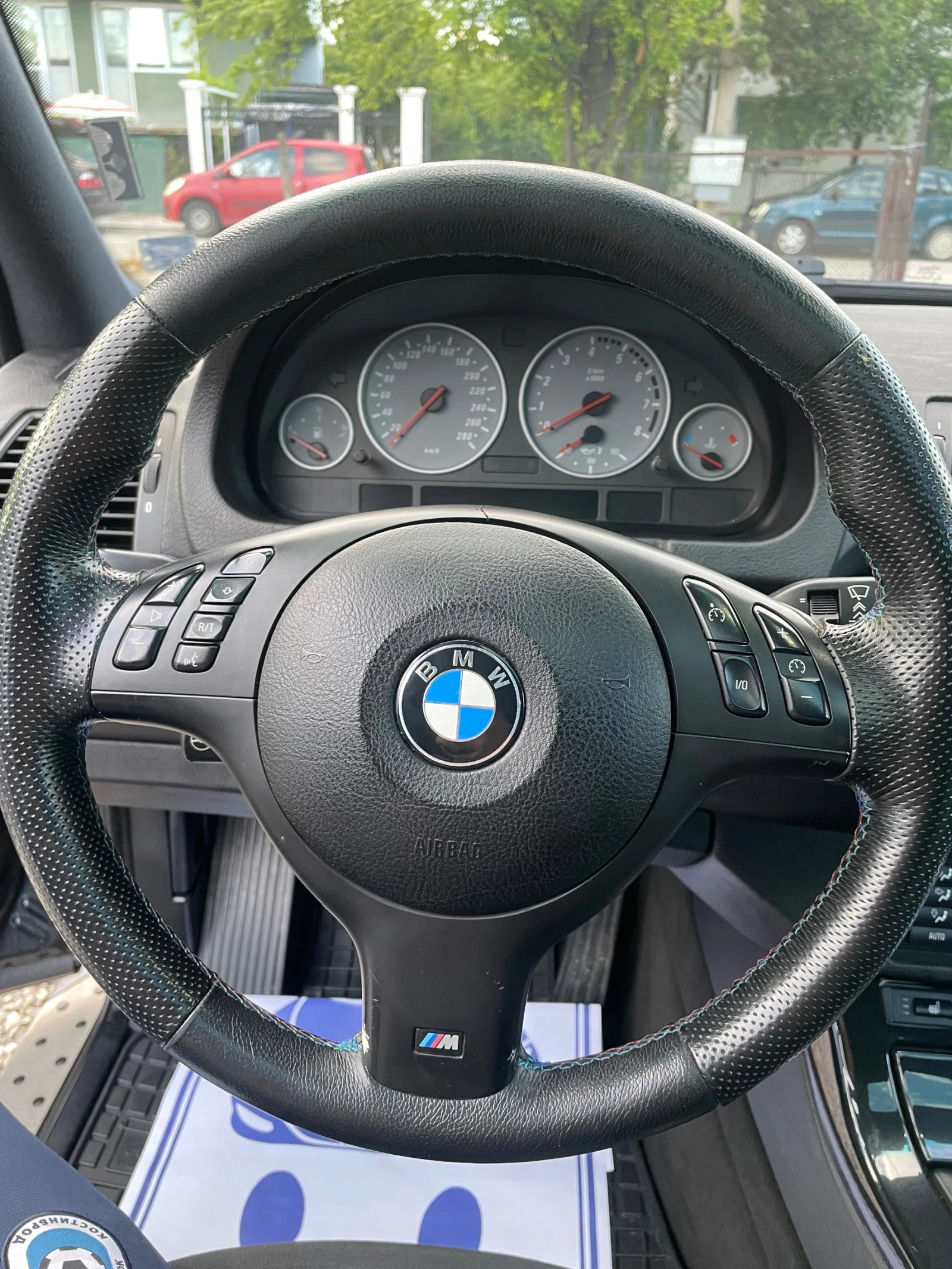 BMW X5 4.6 IS - изображение 8