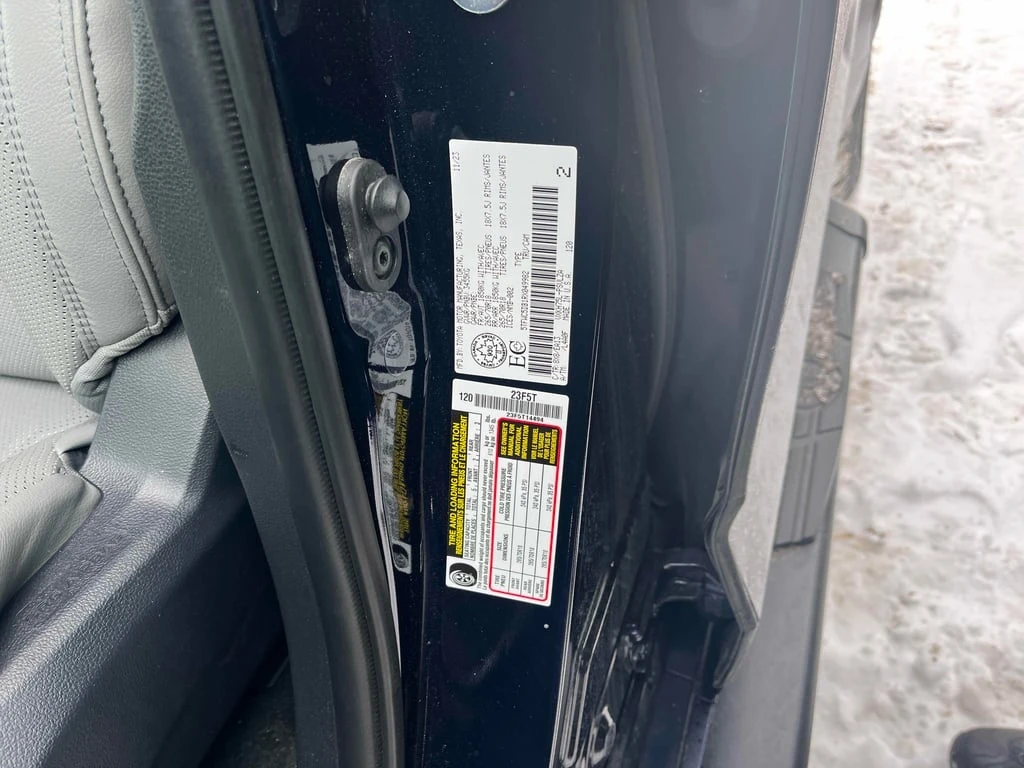 Toyota Tundra 2024 Limited Hybrid * CARFAX * БЕЗ ПЪРВОНАЧАЛНА - изображение 10