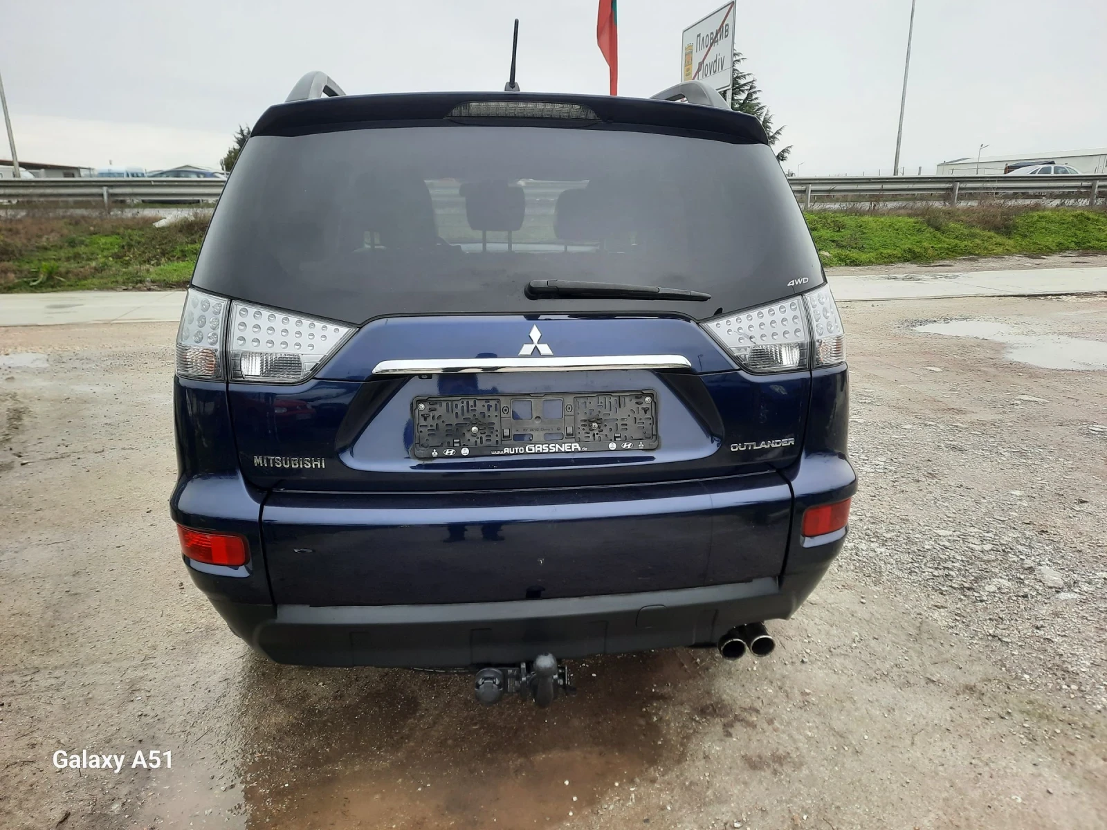 Mitsubishi Outlander 2.2 дизел, 4х4, 177кс - изображение 3